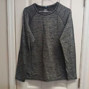 CLIMATE RIGHT bu CUDOLDUDS Long Sleeved Workout Top Size L